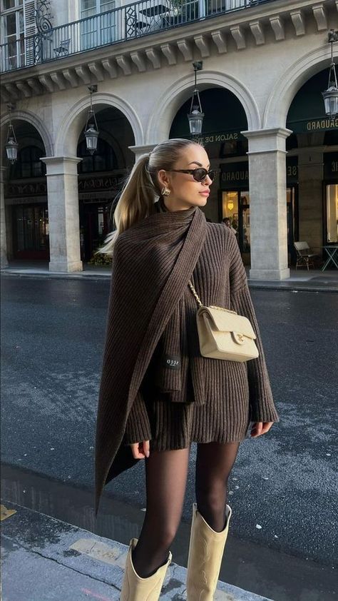 Old Money Autumn Outfits Women 2024: 25+ Ideas You Will LOVE 6 Classy Business Outfits, Business Professional Outfits, Business Attire Women, Skandinavian Fashion, Professional Outfits Women, Chique Outfits, Stylish Work Attire, Business Casual Outfits For Women, Corporate Outfits