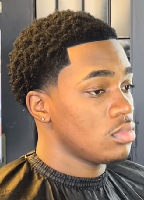 Low Cut Taper Fade, Low Taper Fade Haircut Black Men, Low Taper Fade Black Men, Low Temp Fade Black Men, Short Hair Taper Fade, Haircuts For Men Black, Black Men’s Hairstyles, Short Black Men Hairstyles, Low Taper Black Men