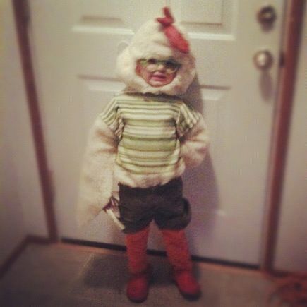 Homemade chicken little costume Homemade Chicken Costume, Chicken Little Costume, Halloween Fright Night, Chicken Costume, Book Character Day, Chicken Costumes, Chicken Little, Creepy Photos, Book Character