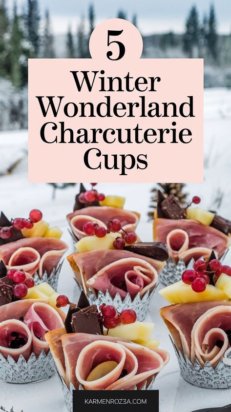 Transform your Christmas appetizers with Winter Wonderland charcuterie cups. These stunning mini charcuterie boards combine sweet and savory delights, making them the ultimate holiday treat. Charcuterie Christmas Cabin, Charcuterie Christmas Cups, Snow Globe Charcuterie, Winter Charcuterie Board Ideas, Winter Wonderland Food Ideas, Christmas Charcuterie Cups, Mini Charcuterie Board Ideas, Winter Wonderland Food, Winter Charcuterie Board