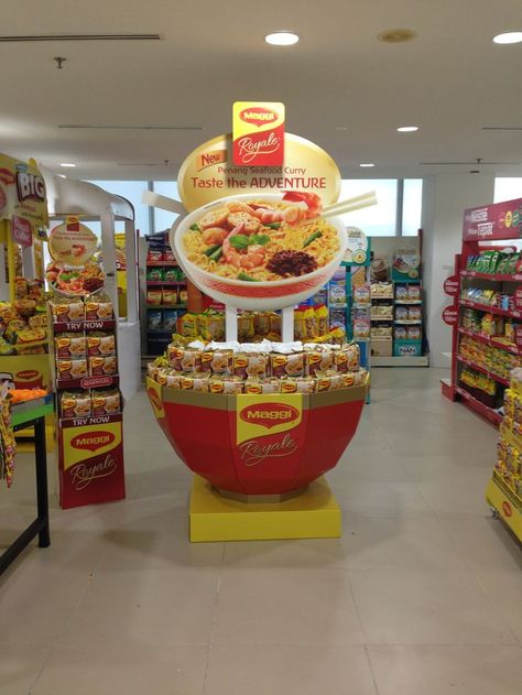 Corner Island, Soups Ideas, Guerilla Advertising, Food Brochure, Posm Display, Supermarket Display, Pos Design, Retail Design Display, Point Of Sale Display