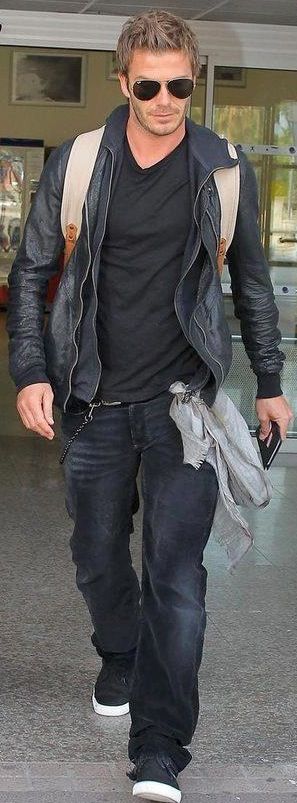 Love the all black look. Black Outfit Men, Man Ray, Sharp Dressed Man, Cooler Look, Outfit Trends, All Black Outfit, Well Dressed Men, David Beckham, Trend Fashion