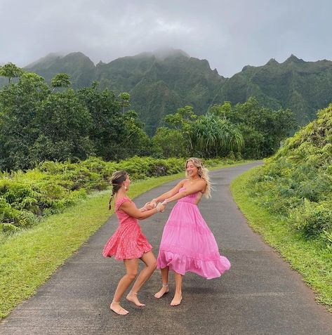 Jurassic Park Aesthetic, Preppy Filter, Natalie Downey, Park Aesthetic, Pink Filter, Hawaii Pictures, Hawaii Outfits, Instagram Filters, Pink Dresses