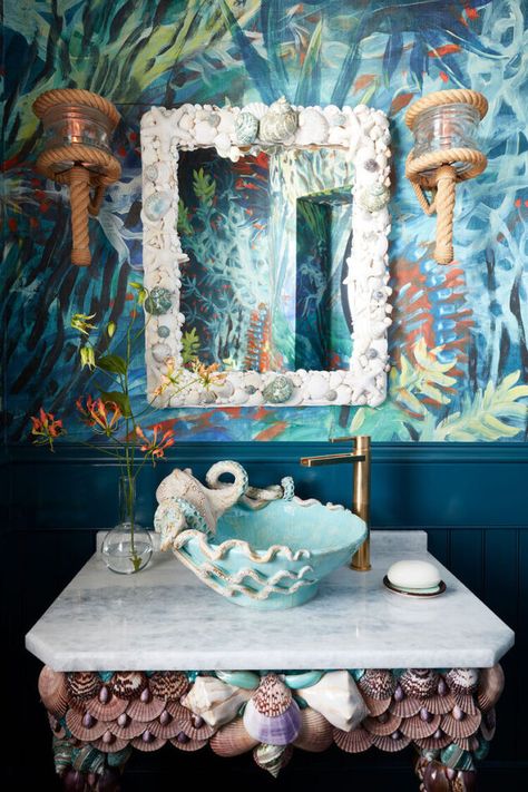 Cozy Beach House Interior, Jersey Beach, New Jersey Beaches, Eclectic Maximalism, Mermaid Bathroom, Art Coquillage, Boho Decoration, Mermaid Room, Shell Mirror