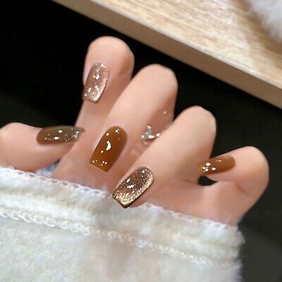 Gloss Nails Acrylic, Clear Color Acrylic Nails, Gel Nails For Thanksgiving, Nail With Diamonds Rhinestones, Nails Acrylic For Brown Skin, Brown Nail Polish Designs, Honey Nails Color, Fall Brown Cat Eye Nails, Nails Acrylic Designs Fall