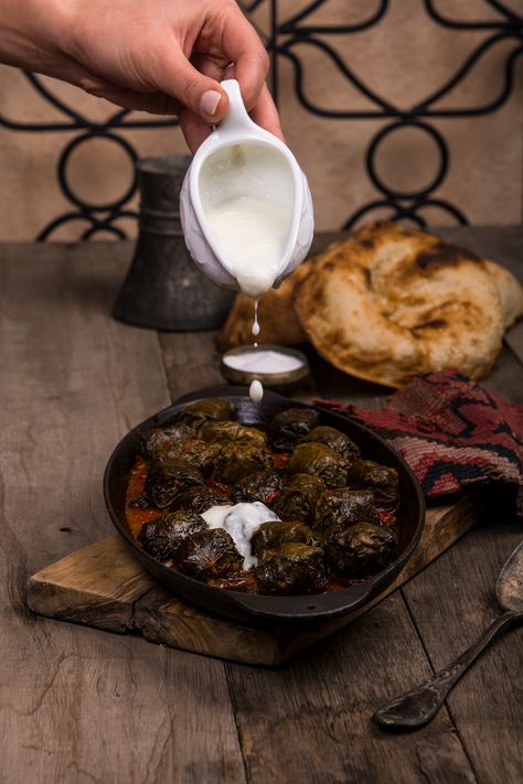 Dolma Aesthetic, Restaurant Food, Restaurant Recipes, Aesthetic Food, Food Photography, Grapes, Yummy Food, Meat, Restaurant