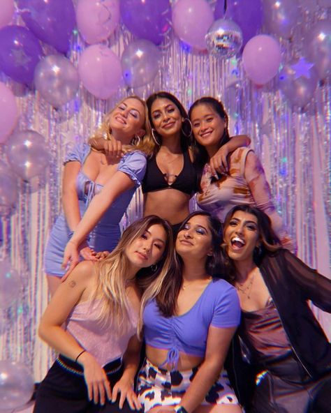 Euphoria Aesthetic Party, Euphoria Themed Party, 19 Bday, 14th Birthday Party Ideas, Euphoria Party, Heartfelt Birthday Wishes, Foto Best Friend, Euphoria Aesthetic, 18th Birthday Party Themes