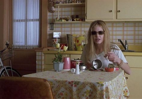 Lisa Rowe, Girl Interrupted, Icons Girls, The Diary, American Beauty, Marie Antoinette, Angelina Jolie, Cinematography, Short Videos