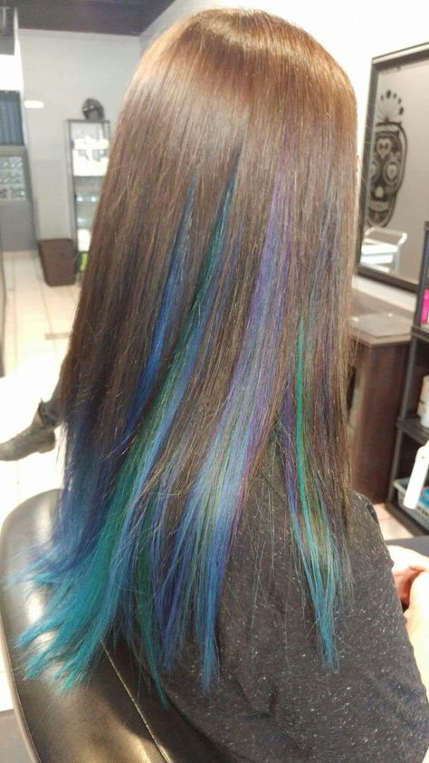 Colorful Lowlights, Hailey Hairstyles, Brown Hair Blue Highlights, Under Hair Dye, Colorful Highlights In Brown Hair, Blue Hair Highlights, Hair Color Underneath, Red Hair Inspo, Hair Inspiration Long