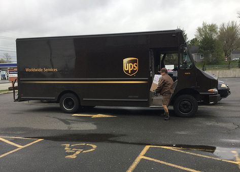 Union Workers, Heat Safety, Delivery Trucks, Driver Safety, Police Truck, Ups Delivery, United Parcel Service, Parcel Service, Truck Driver