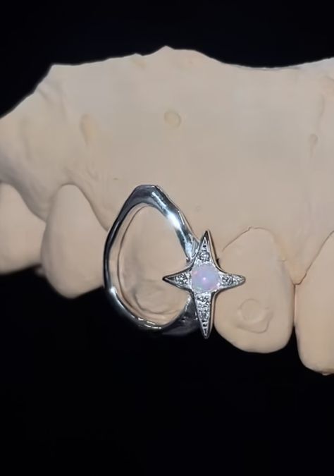 Star Grills Teeth, Star Grillz, Teeth Accessories, Teeth Gems, Dental Jewelry, Xoxo Jewelry, Diamond Teeth, Custom Grillz, Dope Jewelry Accessories