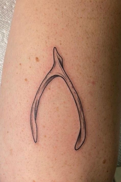 Small Zodiac Tattoos, Tattoos Silly, Silly Matching Tattoos, Wishbone Tattoo, Tattoos Fine Line, Tattoo Symbolism, Feminine Shoulder Tattoos, Back Of Leg Tattoos, Artsy Tattoos