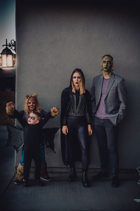 Halloween family costume. Werewolf, bat, vampire, frankenstein. Classic halloween costumes. Werewolf Family Costume, Diy Vampire Costume Men, Vampire Family Costume, Vampire Costume Diy, Frankenstein Costume, Classic Halloween Costumes, Halloween Family, Vampire Costume, Classic Halloween