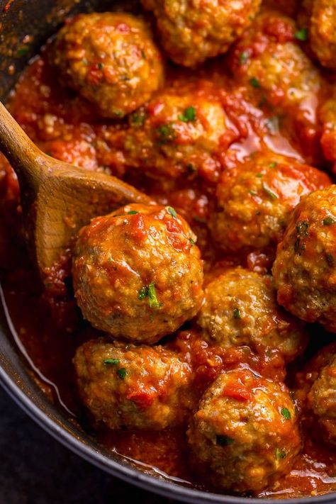 Meatballs With Ground Beef, Sausage Meatballs Recipes, Ground Beef And Sausage, Sicilian Decor, Italian Sausage Meatballs, Meatballs Italian, Baked Italian Meatballs, Ground Beef Breakfast, Italian Dinners