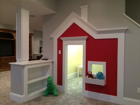 Ideas Under The Stairs, Under The Stairs Ideas, Kid Playhouse, Under Stairs Playhouse, Under Stairs Playroom, Stairs Indoor, Basement Stairs Ideas, Old Basement, Indoor Playhouse