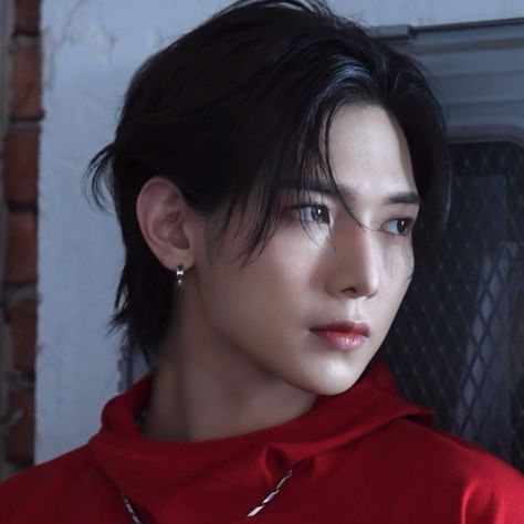 Yeosang Ateez, Kang Yeo-sang, Red Icons:), The Perfect Guy, Kpop Boy, Pop Group, Kpop Idol, Boy Bands, Pretty People