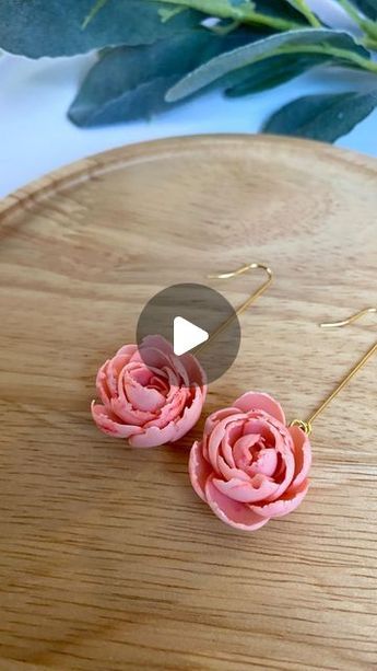 Handmade polymer clay earrings & accessories on Instagram: "Relax and make peonies with me. #peonies #flowers #makewithme #processvideo #howto #polymerclayartist #earrings" Clay Peony Tutorial, Peony Polymer Clay Flower Tutorial, Polymer Clay Peony, Polymer Clay Earrings Photoshoot, How To Make Polymer Clay Flower Earrings, Flower Polymer Clay Tutorial, Easy Clay Earring Designs, Polymer Clay Flowers Earrings, Making Clay Flowers