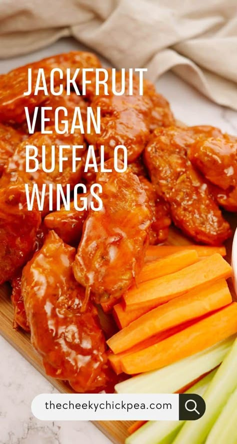 Jackfruit Vegan Recipes, Vegetarian Wings, Vegan Buffalo Wings, Vegan Wings, Jackfruit Recipes, Vegetarian Chicken, Meat Free Recipes, Shrimp Recipes For Dinner, Buffalo Sauce