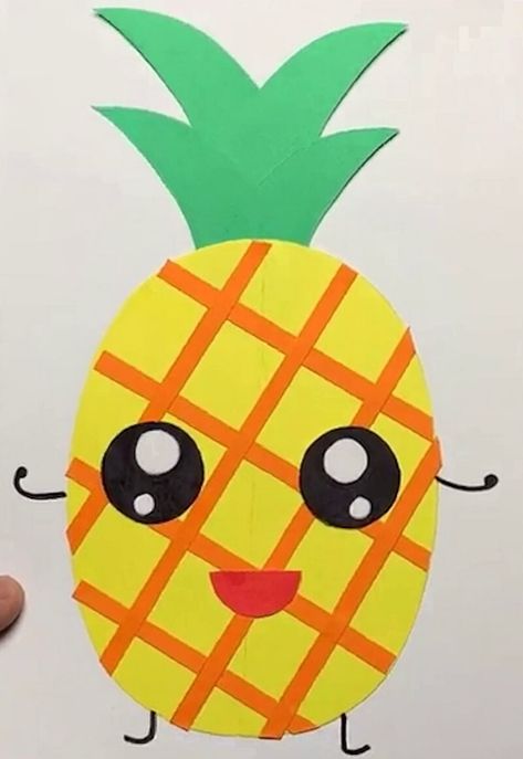 Easy Paper Craft Projects to Make in School Check more at https://www.kidsartncraft.com/easy-paper-craft-ideas-to-make-in-school/ Pineapple Crafts For Kids, Fruits Craft, Paper Pineapple, Pineapple Crafts, Paper Fruit, Fruit Crafts, School Art Activities, Pineapple Theme, Simple Craft