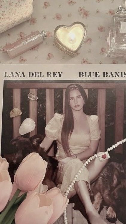 Lana Del Rey Coquette, Style Tips And Tricks, Lana Del Rey Albums, Vinyl Aesthetic, Lana Del Rey Love, Lana Del Rey Vinyl, Lana Rey, Estilo Taylor Swift, Lana Del Ray