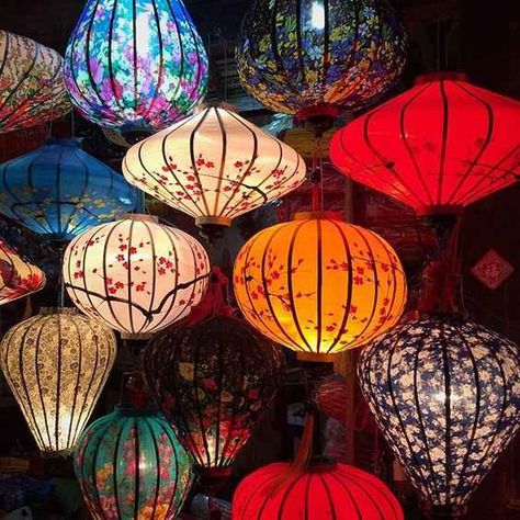 Source VIETNAMESE SILK/BAMBOO LANTERN/ COLORFUL LANTERN(WHATSAPP +84 39 569 0184) on m.alibaba.com Candles Fireplace, Boho Outdoor Space, Japanese Lighting, Chinese Lamp, Landing Zone, Chinese Lantern Festival, Decorative Lanterns, Bamboo Lantern, Turkish Mosaic Lamp