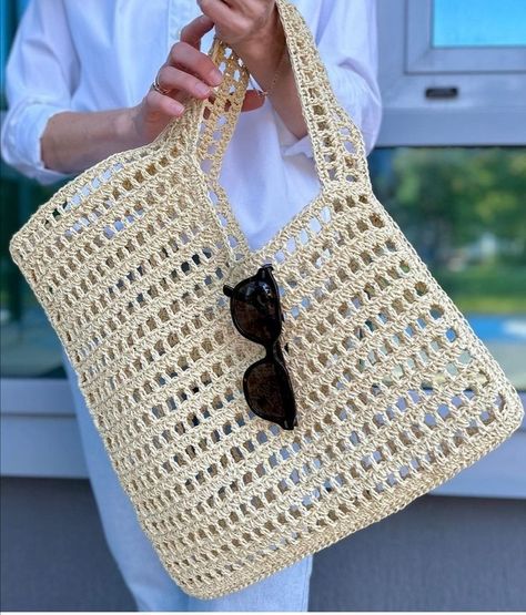 Beach Bag Pattern, Raffia Crochet, Crochet Beach Bags, Sac Diy, Crochet Bag Tutorials, Crochet Business, Crochet Handbags Patterns, Crochet Tote Bag, Net Bag