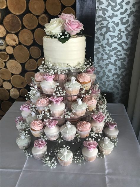 Wedding Cake Tower With Cupcakes, Wedding Cake And Cupcake Ideas, Wedding Cake Cupcake Tower, Cake With Cupcakes Display, Engagement Cupcake Ideas, Wedding Cupcakes Ideas Simple, Cupcake Wedding Cake Ideas, Wedding Cupcake Designs, Wedding Cake And Cupcake Display