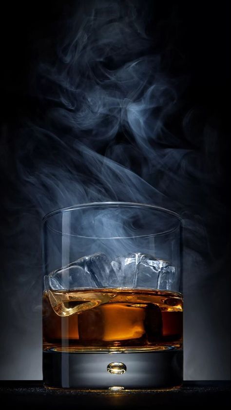 Cocktail Photography, Glass Photography, Whisky Glass, Whiskey Drinks, Wine Night, Cigars And Whiskey, Phone Wallpaper Design, Dark Photography, Jack Daniels