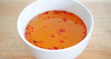 Vermicelli Sauce, Thai Condiments, Vietnamese Sauce, Vietnamese Recipe, Nuoc Mam, Vietnamese Fish, Asian Dipping Sauce, Vietnam Food, Asian Sauce