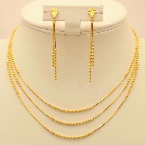 Top stylish gold necklace designs Gold Neklesh Set Jewellery, Fancy Gold Necklace Designs, Neklesh Gold Jewelry Simple, Necklace Indian, Fancy Necklace, Wedding Jewellery Collection, Gold Fashion Necklace, Gold Jewelry Simple, Gold Bangles Design