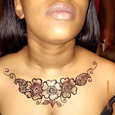 50 Chest Mehndi Design (Henna Design) - October 2019 Chest Henna, Henna Chest, Back Henna, Henna Designs Back, Henna Inspired Tattoos, Foot Henna, Henna Tattoo Designs Hand, Design Henna, Simple Mehndi Designs Fingers