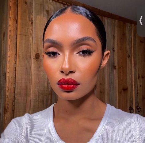 Red Lipstick Makeup Brown Skin, Black Lipstick On Black Women, Holiday Makeup Black Women, Nia Long Makeup, Makeup For Red Outfit, Red Eye Shadow Looks, Red Lip Black Women, Ombre Red Lips, Red Lip Bridal Makeup