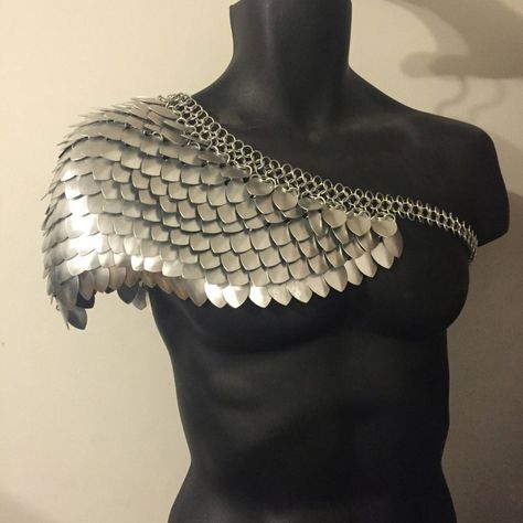 Slave Outfit, Scale Mail, Shoulder Armor, Chain Maille, Fantasy Armor, Popular Outfits, Chain Mail, Fantasy Clothing, Fantasy Fashion