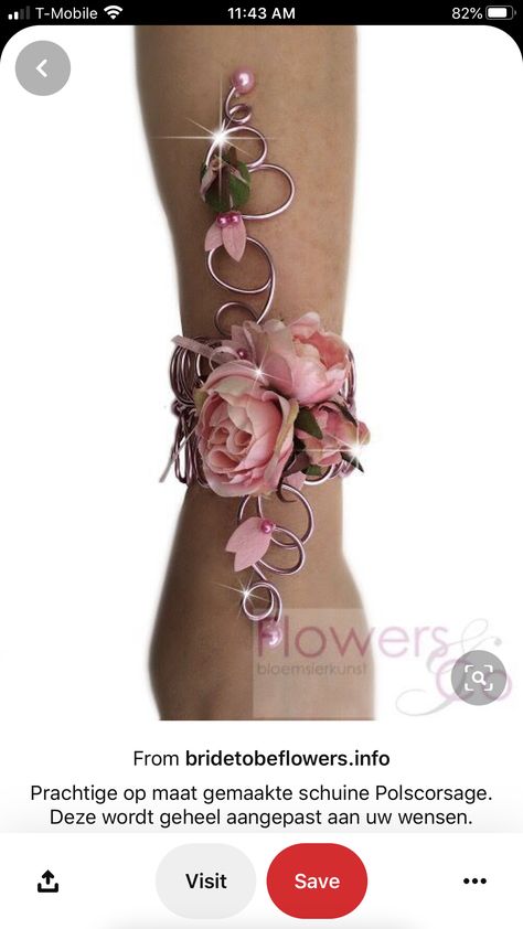 Bracelet Corsage, Corsage Ideas, Homecoming Flowers, Prom Corsage And Boutonniere, Wrist Corsage Prom, Homecoming Corsage, Diy Corsage, Prom Corsage, Corsage And Boutonniere