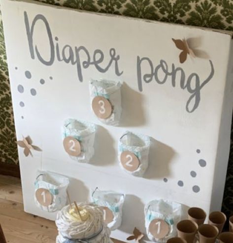 Nappy Pong, Baby Shower Return Gift Ideas, Diaper Pong, Dadchelor Party, Baby Doll Party, Gender Reveal Activities, Kylie Baby Shower, Baby Shower Elegante, Juegos Baby Shower