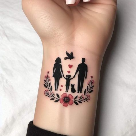 Family Love Tattoo, Wrist Tattoos Family, Love Tattoo Ideas, Small Tattoo Ideas For Women, Mom Dad Tattoo Designs, J Tattoo, Tattoo Family, Family Tattoo Designs, Band Tattoo Designs