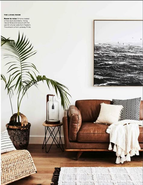 It looks so comfy! Love the couch and throws. Scandi Living Room, Scandinavian Design Living Room, Brown Leather Couch, Stile Boho Chic, Decor Ikea, Interior Design Elements, Design Salon, Living Room Scandinavian, Leather Couch