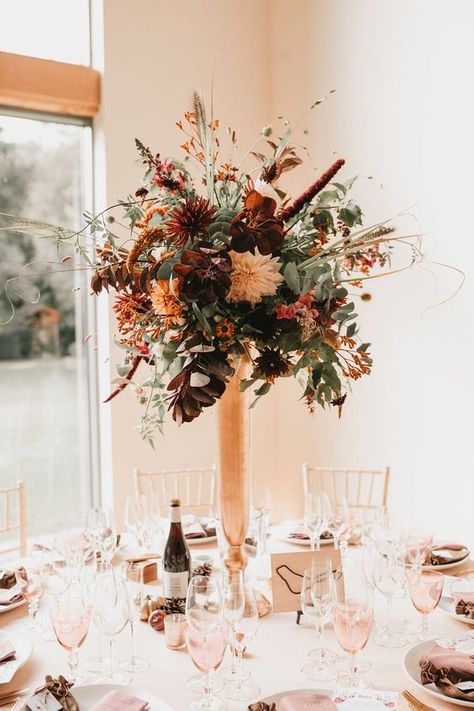 November Wedding Flowers, Rusting Wedding, Fall Wedding Tables, Burnt Orange Weddings, Barn Wedding Decorations, Fall Wedding Centerpieces, Tall Centerpieces, November Wedding, Wedding Court