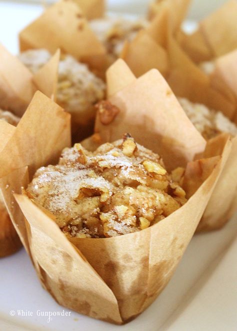 Pear Muffins Recipes, Pear Recipes Easy, Muffins For Breakfast, Pear Muffins, White Chocolate Muffins, Pecan Muffins, Apple Cinnamon Bread, Coconut Muffins, Bartlett Pears