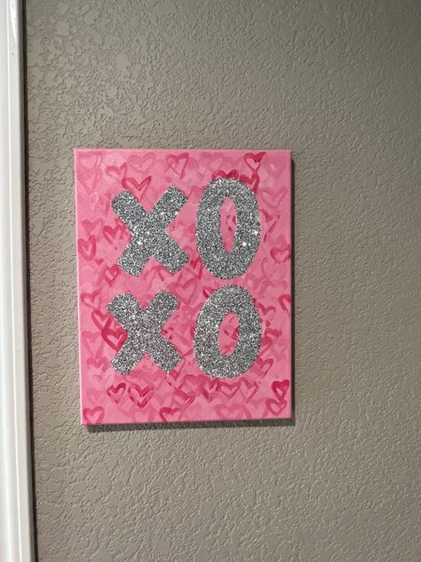 Pink Canvas Art Aesthetic, Canvas Painting Ideas Coquette, Painting Ideas Heart, 2000s Painting Ideas, Valentines Day Paintings On Canvas Easy, Girly Painting Ideas, Y2k Painting Ideas Easy, Pink Sorority Canvas, Small Canvas Art Valentine