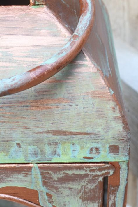 Use this technique for creating a faux copper look with patina! How To Age Copper Diy, Faux Copper Patina Diy, Aged Copper Roof, How To Patina Copper, Aging Copper, Patina Diy, Copper Mailbox, How To Make Metal, Faux Painting Techniques