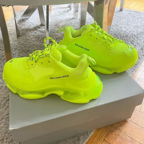 Balenciaga Wmns Triple S 'Fluo
Yellow' Slippers Outfit, Crocs Boots, Balenciaga Shoes, Slides Sandals, Balenciaga Triple S, Portrait Photo, Neon Yellow, Tennis Shoes, Air Max Sneakers