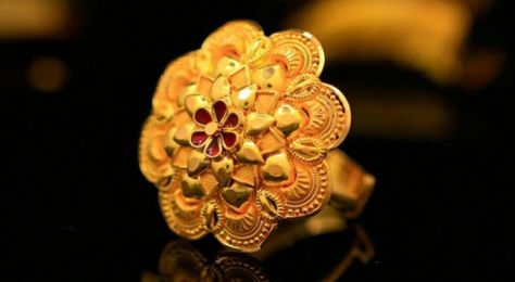 Jodha Ring Design Gold, Jodha Ring, Ring Gold Design, Jodha Akbar, Flower Rings, Girly Attitude Quotes, Bangles Design, Gold Ring Designs, Diamond Jewelry Designs