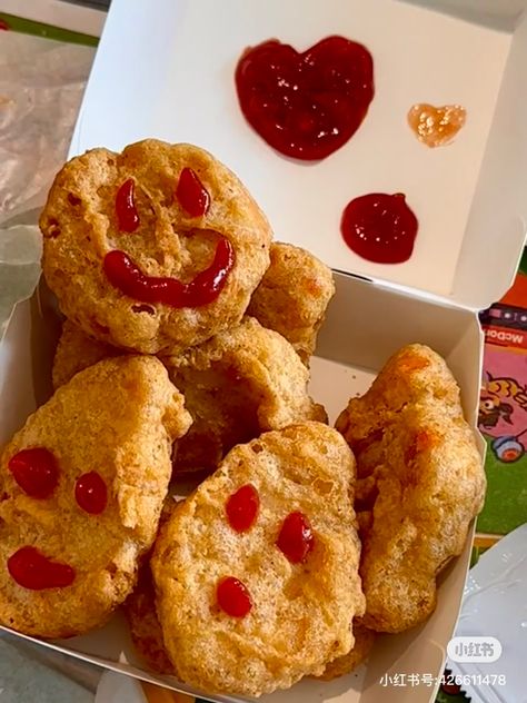 xiaohongshu mcdonalds chicken nuggets Chicken Nugget Aesthetic, Chicken Nuggets Aesthetic, Nuggets Aesthetic, Mcdonalds Chicken Nuggets, Bff Day, Mcdonald's Aesthetic, Mcdonalds Chicken, Chicken Nuggets, Dress Inspiration