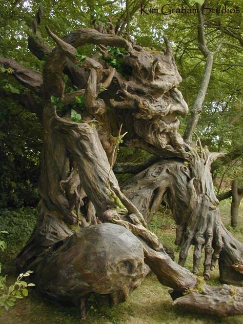 Weird Trees, Enchanted Tree, Tree People, Magical Tree, Tree Faces, Tree Carving, Old Tree, Old Trees, Ancient Tree