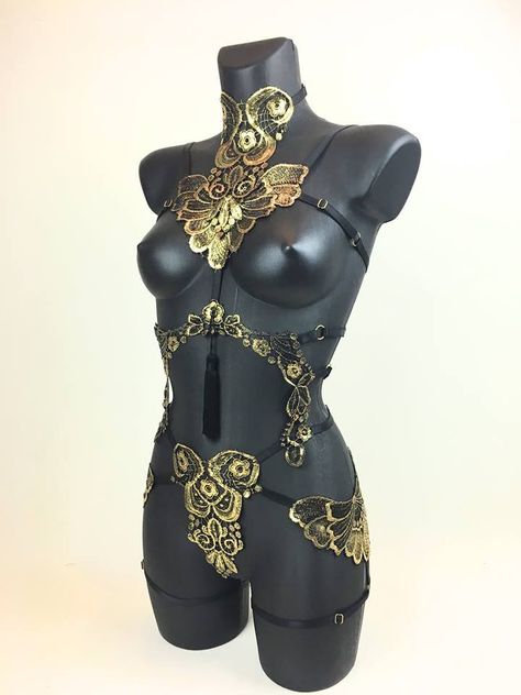 Spicy Clothes, Gold Harness, Vampire Cosplay, Gold Lingerie, Harness Outfit, Harness Bra, Lingerie Boutique, Greek Clothing, Pretty Lingerie