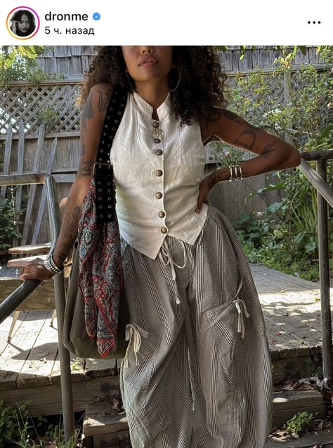 White Vest Outfit, Vest Outfit, White Vest, Funky Fashion, Fashion Fits, Bohemian Clothes, May 31, Looks Style, Mode Inspiration