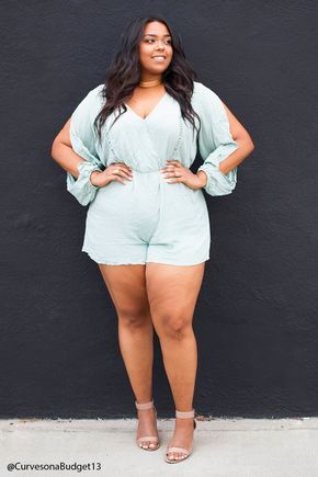 The Best Jumpsuits for Curvy Women - Essence Look Jean, Plus Size Romper, Big Girl Fashion, Plus Size Beauty, Plus Size Fashion For Women, Curvy Girl Fashion, Plus Sized, Moda Plus, Curvy Outfits