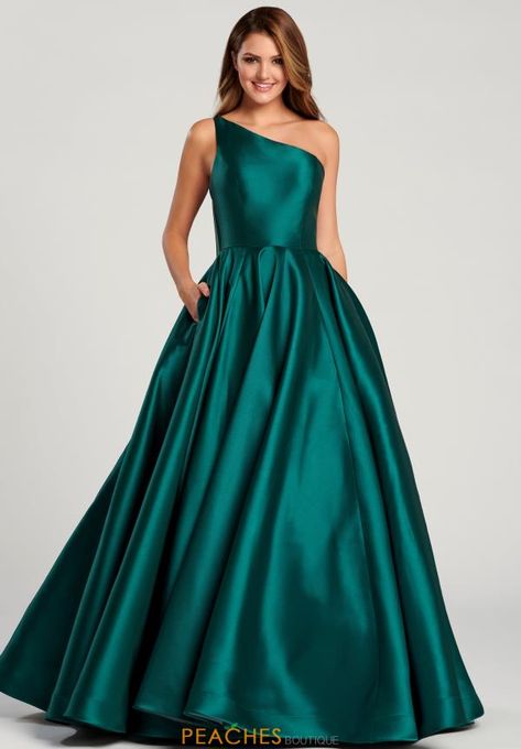 Ellie Wilde Prom Dresses, Emerald Green Prom Dress, Gorgeous Prom Dresses, Ellie Wilde, Prom Dresses Gowns, Prom Dress Stores, Prom Dress Styles, Green Dresses, Prom Designs