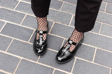 These Lilley women’s brogue T-bar shoes are so on-trend and perfect for everyday wear; whether that be back to school or office wear. T Bar Shoes Outfit, T Bar Flat Shoes, Bar Shoes, Shoe Zone, T Bar Shoes, Shoes Outfit, Black Bar, School Style, Ladies Shoes